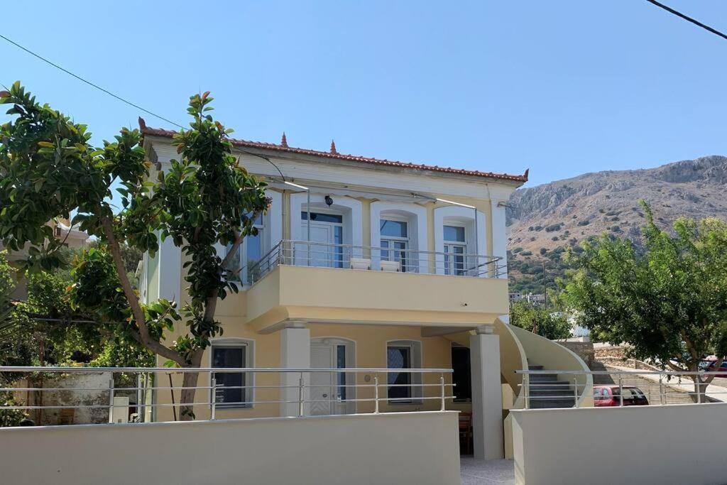 Blue Flag Award Winning Ormos Lo Beach: Home 1 Vrontádos Exterior foto