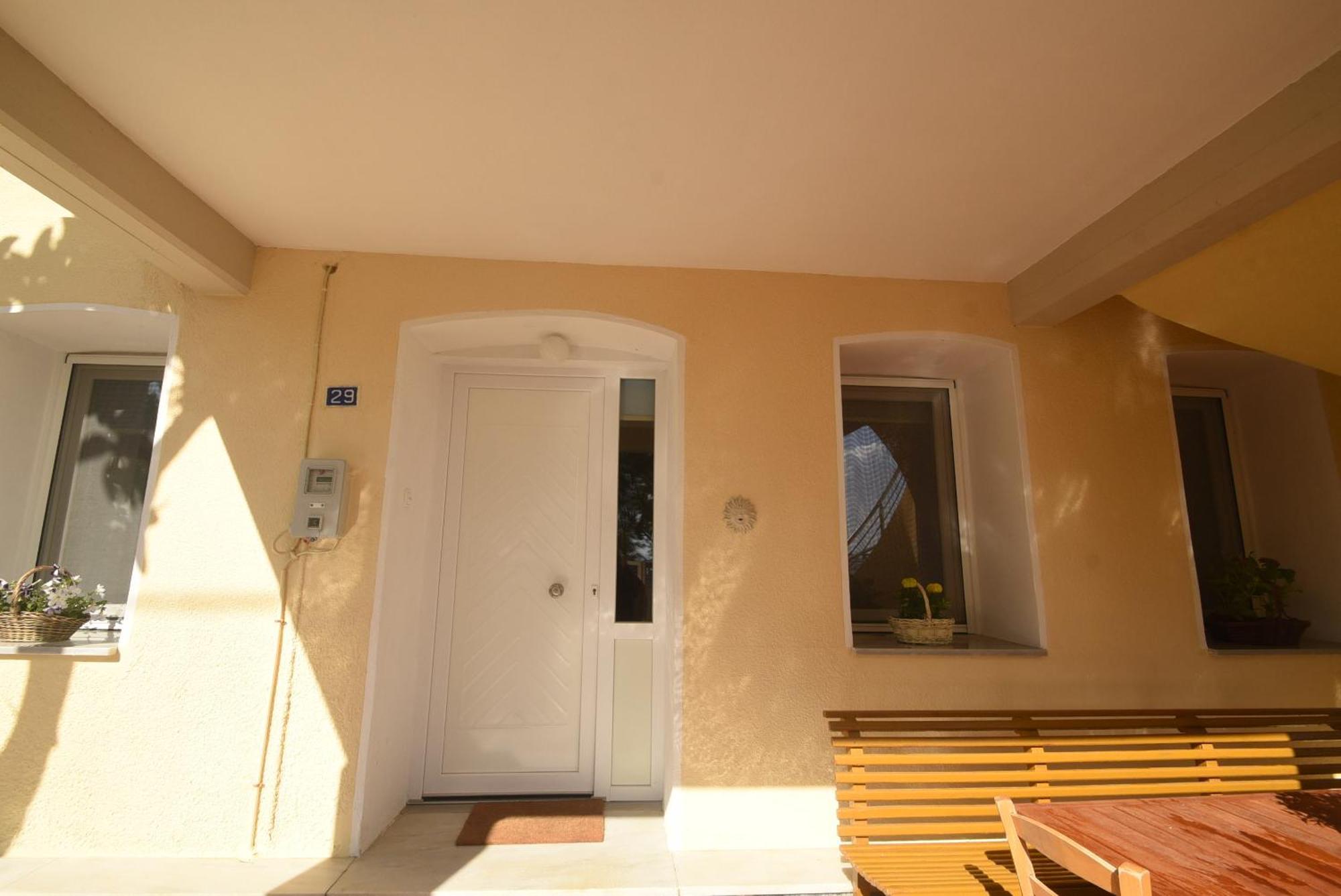 Blue Flag Award Winning Ormos Lo Beach: Home 1 Vrontádos Exterior foto
